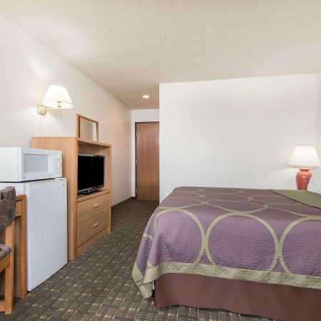 Super 8 By Wyndham Florence Co Екстер'єр фото