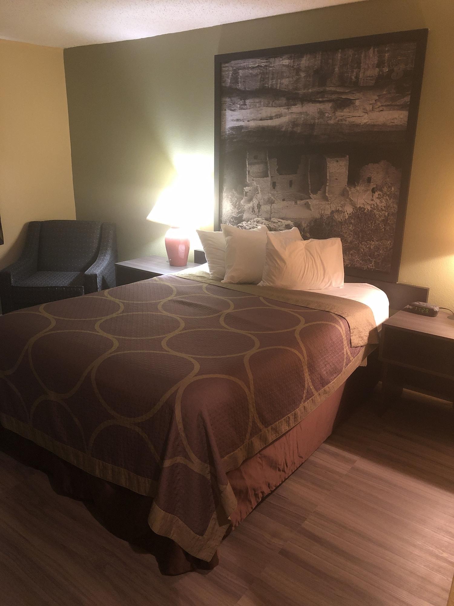 Super 8 By Wyndham Florence Co Екстер'єр фото
